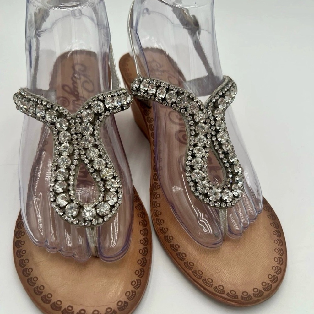 Naughty Monkey Glam Rhinestone 2" Wedge Sandals with Toe Divider 7.5 Silver